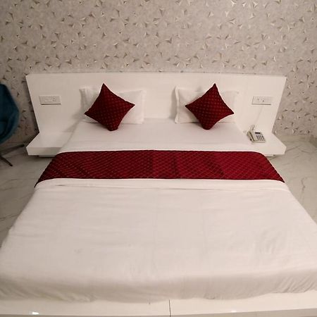 Raja Ji Hotels & Restaurant Jind Eksteriør billede