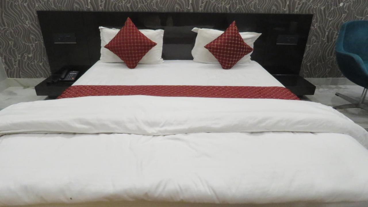 Raja Ji Hotels & Restaurant Jind Eksteriør billede